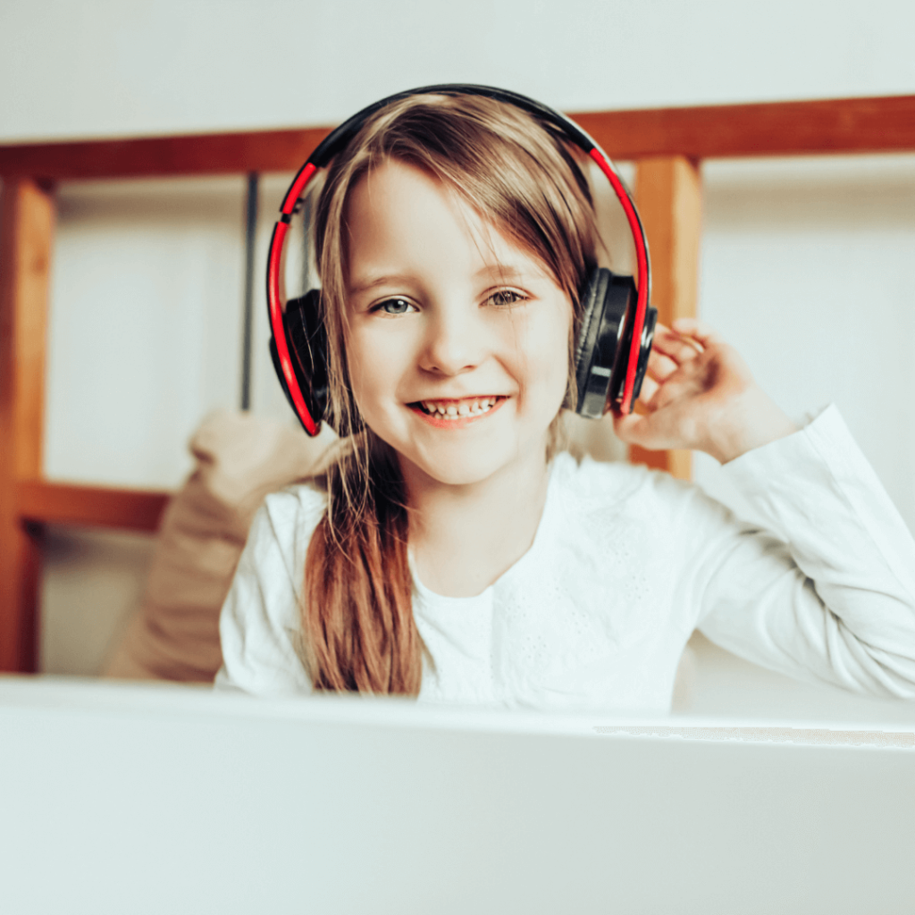 A confident primary school student in an online lesson